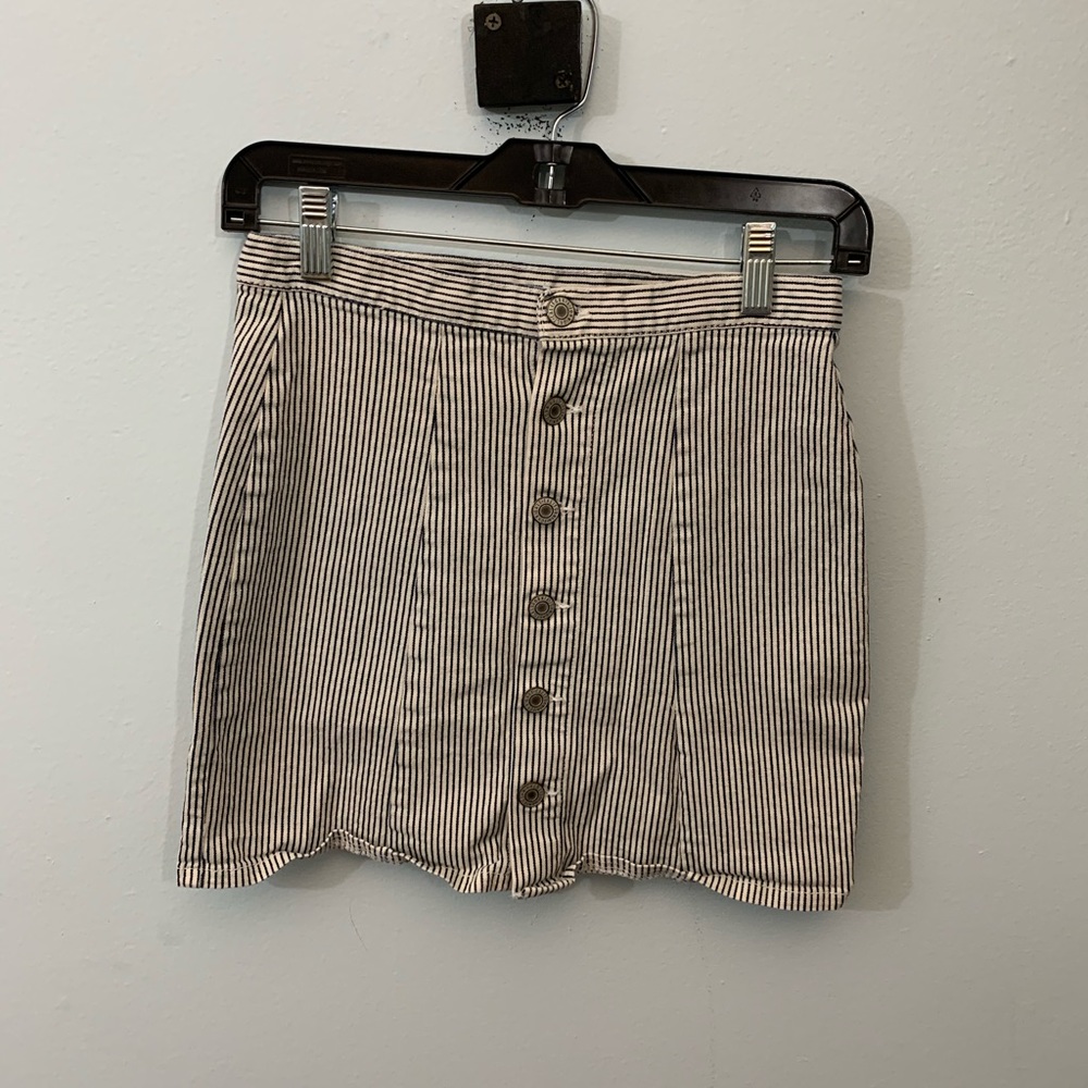 Striped mini skirt